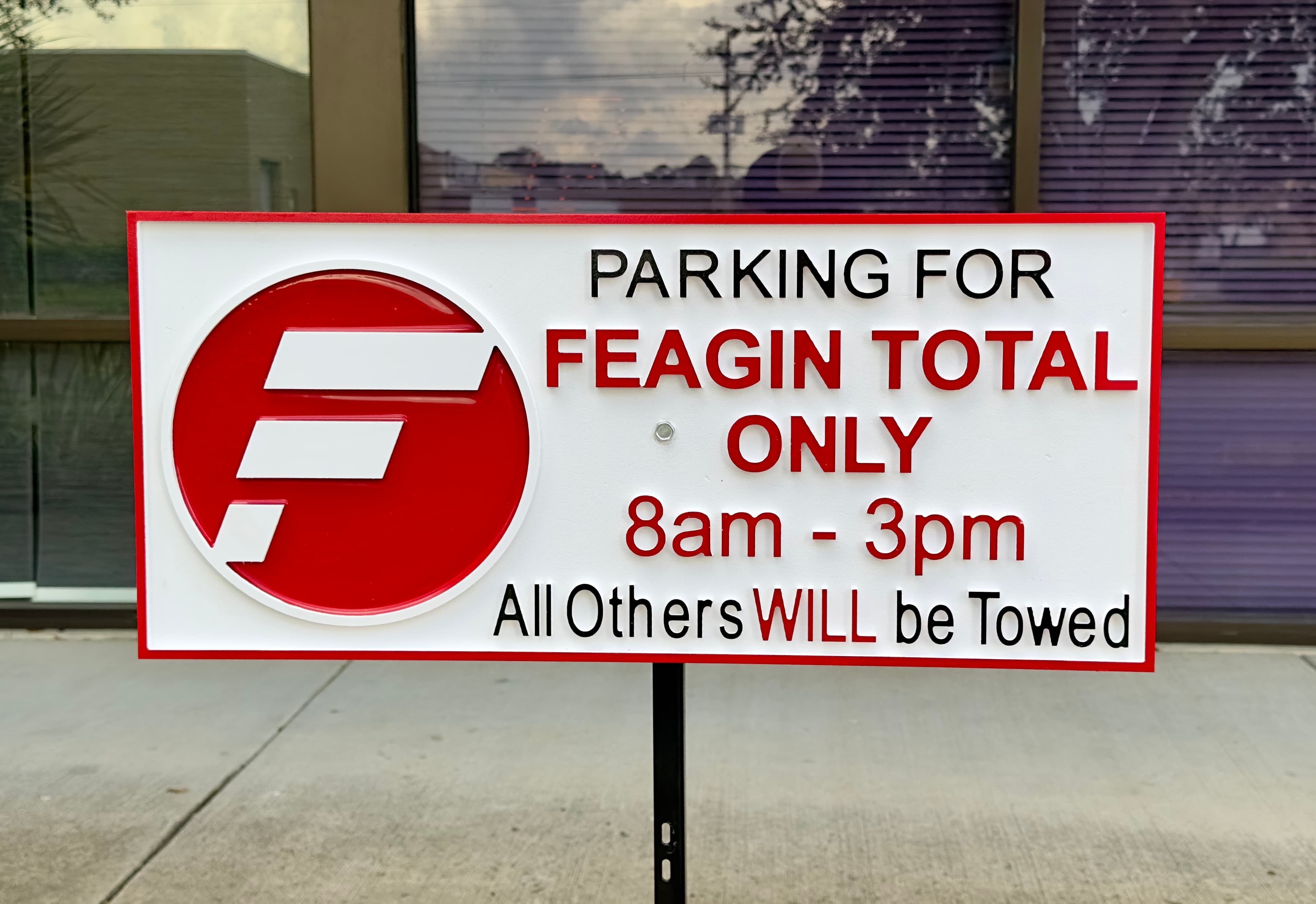 Feagin total parking informational sign